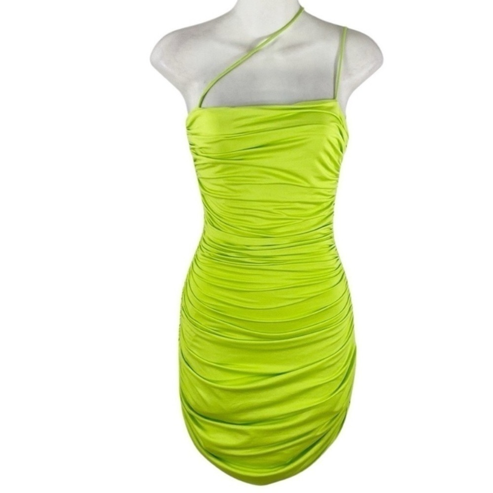NWT Superdown Sierra Ruched Mini Dress in Neon Green XS ZZ8 - Picture 2 of 11
